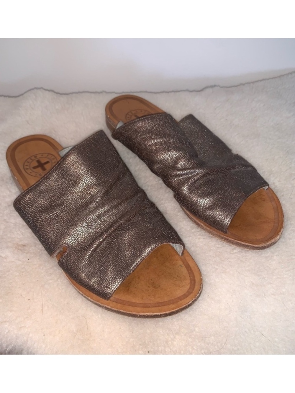 Fiorentini and Baker Zaber in Bronzo 40
